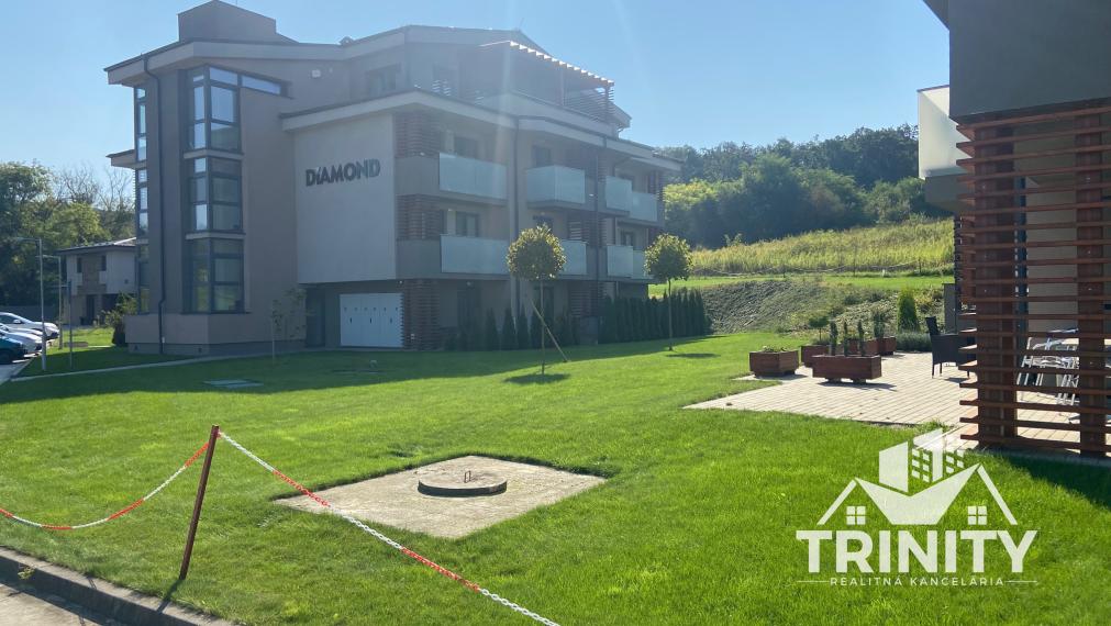 Na predaj Apartmán v novostavbe v obci Podhájska