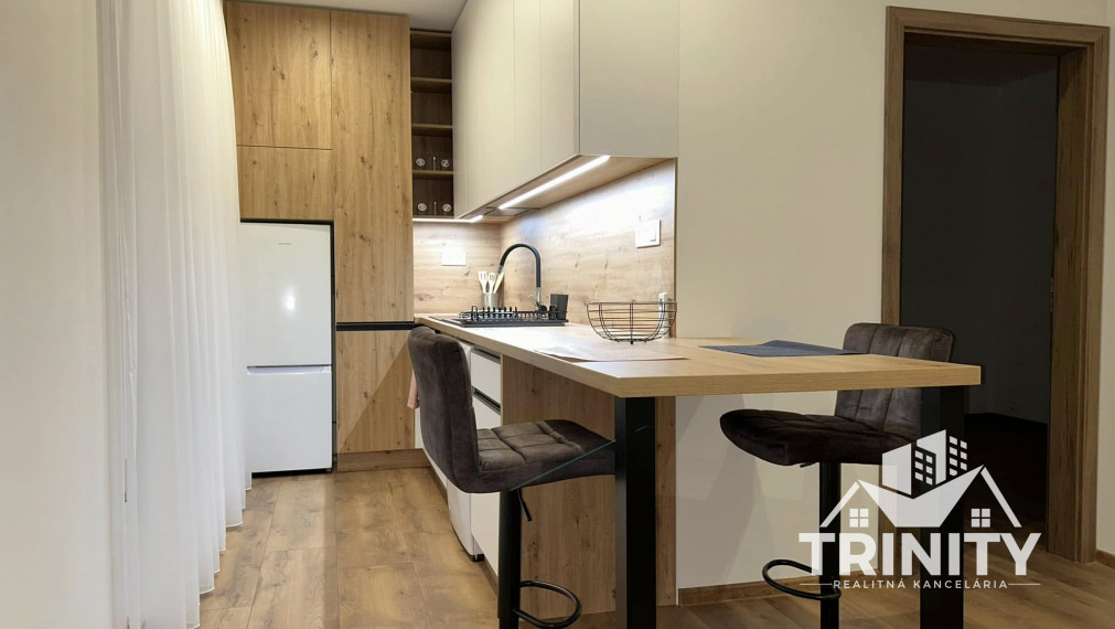 Na prenájom 2-izbový byt s terasou v Nových Zámkoch (novostavba)