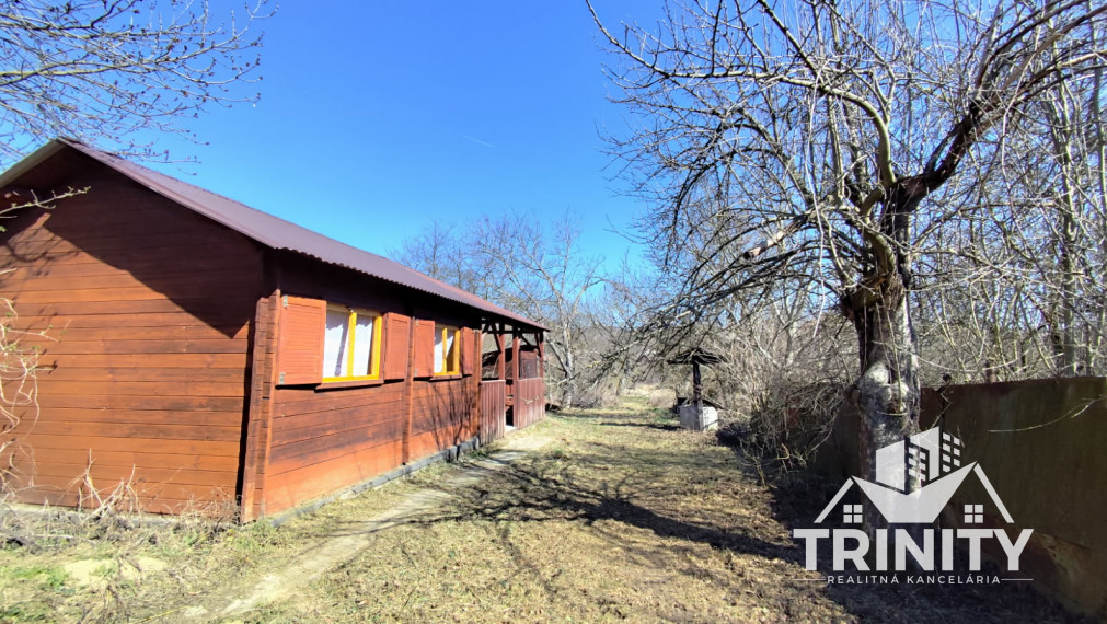 Znížená cena ! Na predaj stavebný pozemok v obci Bardoňovo