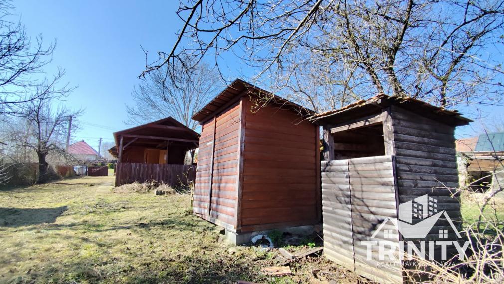 Znížená cena ! Na predaj stavebný pozemok v obci Bardoňovo