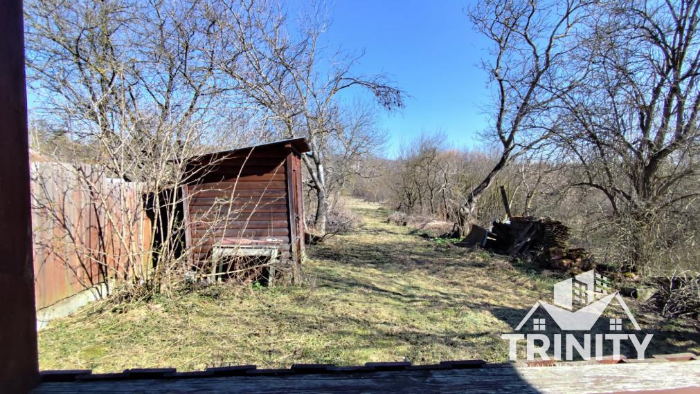Znížená cena ! Na predaj stavebný pozemok v obci Bardoňovo