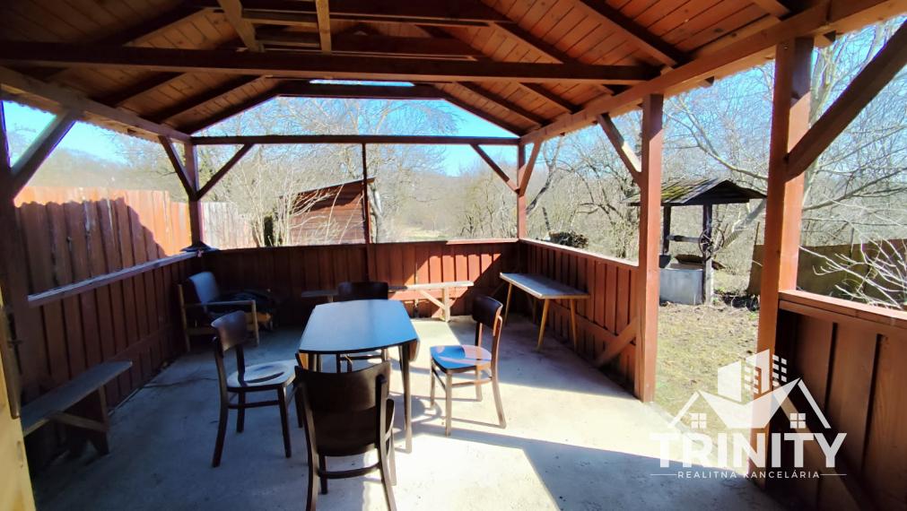 Znížená cena ! Na predaj stavebný pozemok v obci Bardoňovo