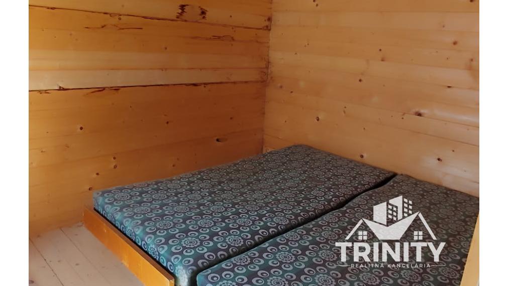 Znížená cena ! Na predaj stavebný pozemok v obci Bardoňovo