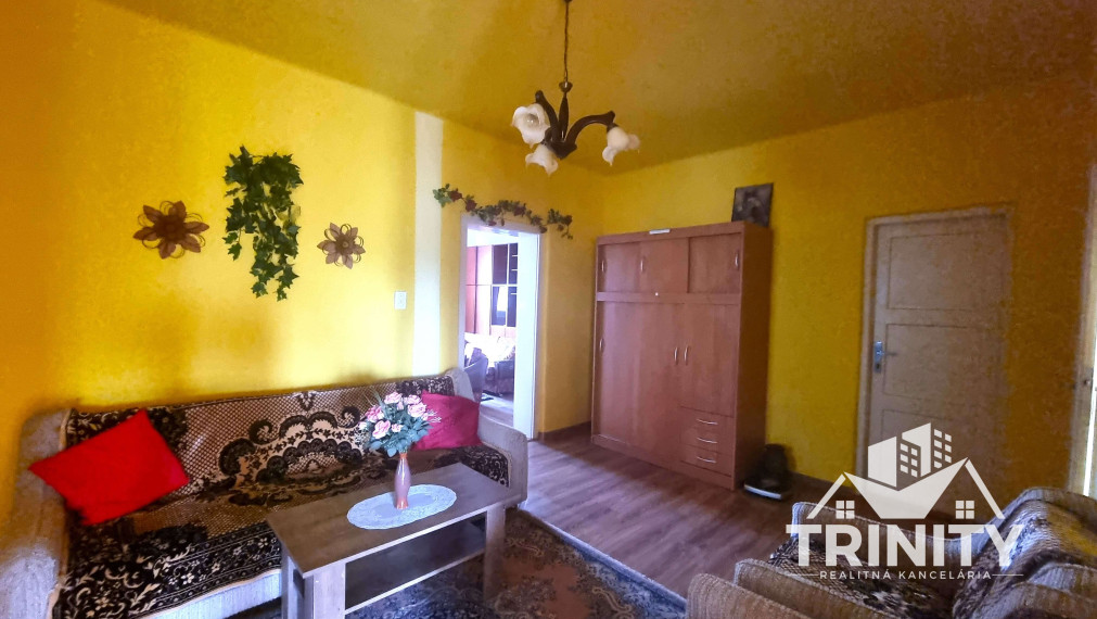 Na predaj 4-izbový rodinný dom v obci Gbelce