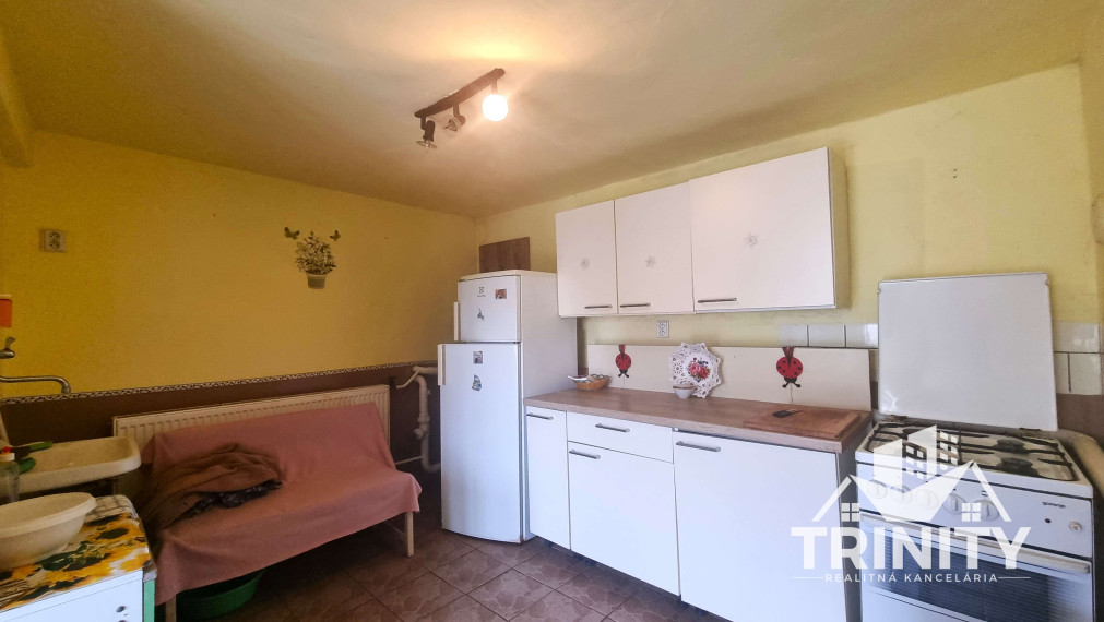 Na predaj 4-izbový rodinný dom v obci Gbelce