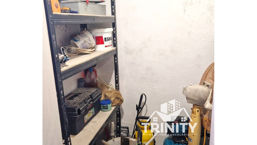 Na predaj murovaná chata v Nových Zámkoch