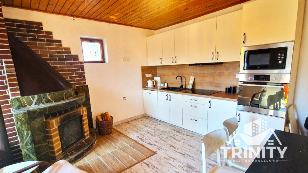 Na predaj murovaná chata v Nových Zámkoch