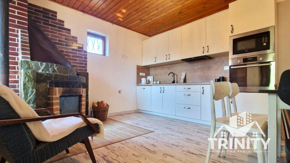 Na predaj murovaná chata v Nových Zámkoch