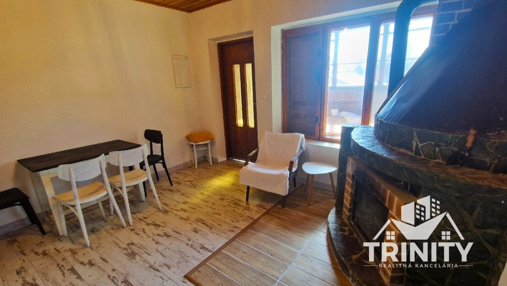 Na predaj murovaná chata v Nových Zámkoch