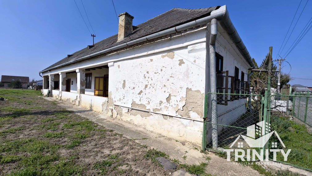 Na predaj zachovalý vidiecky rodinný dom v obci Tvrdošovce