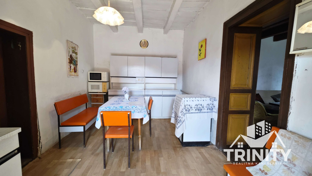 Na predaj zachovalý vidiecky rodinný dom v obci Tvrdošovce