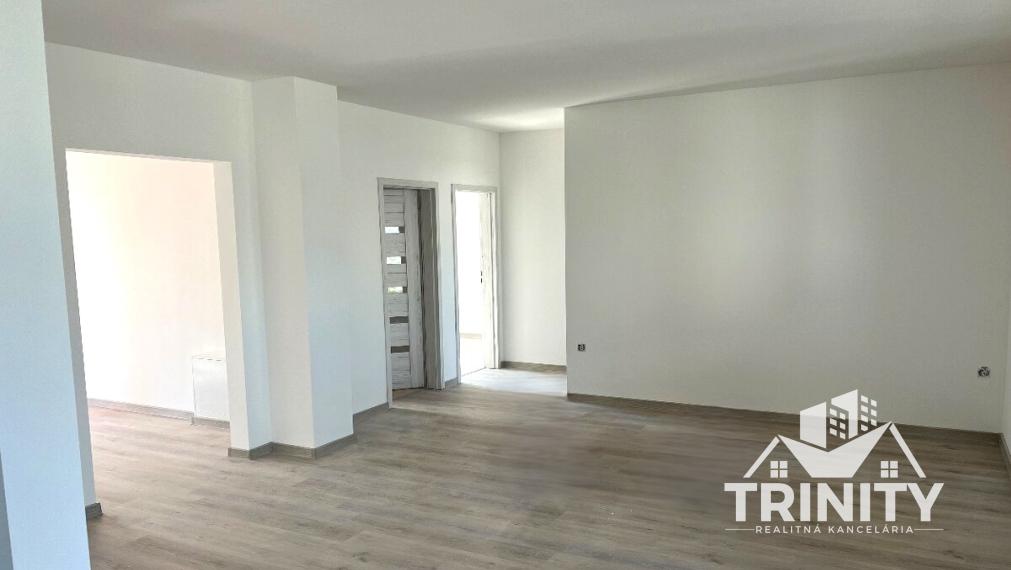 Na predaj 4- izbová novostavba rodinného domu v obci Dvory nad Žitavou