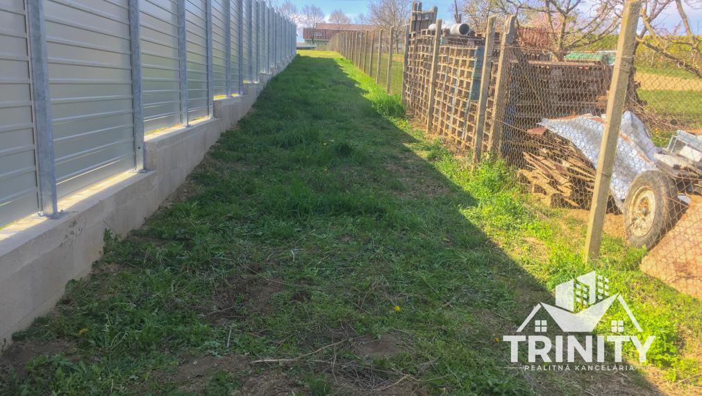 Na predaj stavebný pozemok v obci Podhájska, k.ú. Belek