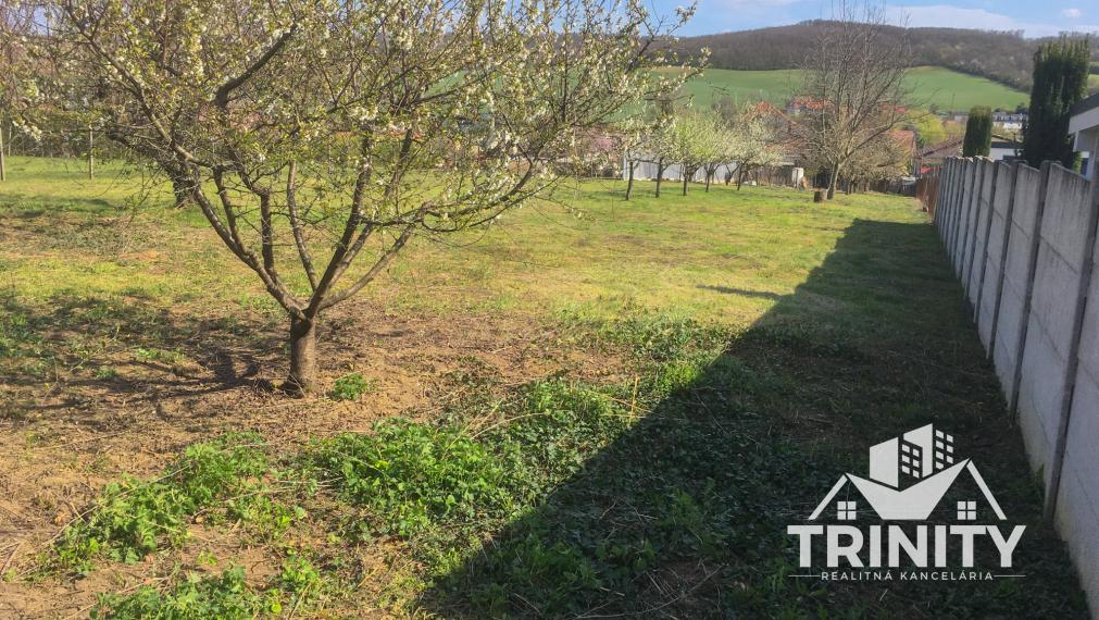 Na predaj stavebný pozemok v obci Podhájska, k.ú. Belek