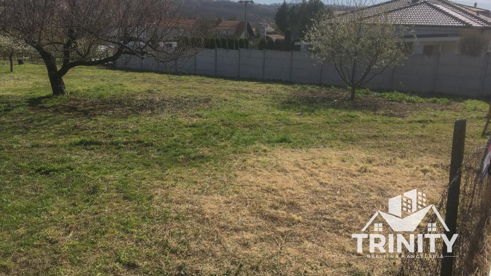 Na predaj stavebný pozemok v obci Podhájska, k.ú. Belek