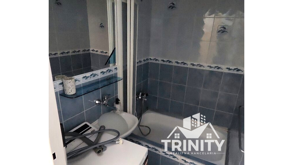 Na prenájom moderne zariadený 1-izbový byt v meste Nové Zámky