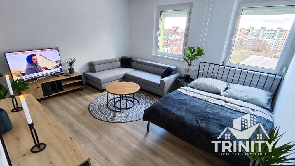 Na prenájom moderne zariadený 1-izbový byt v meste Nové Zámky