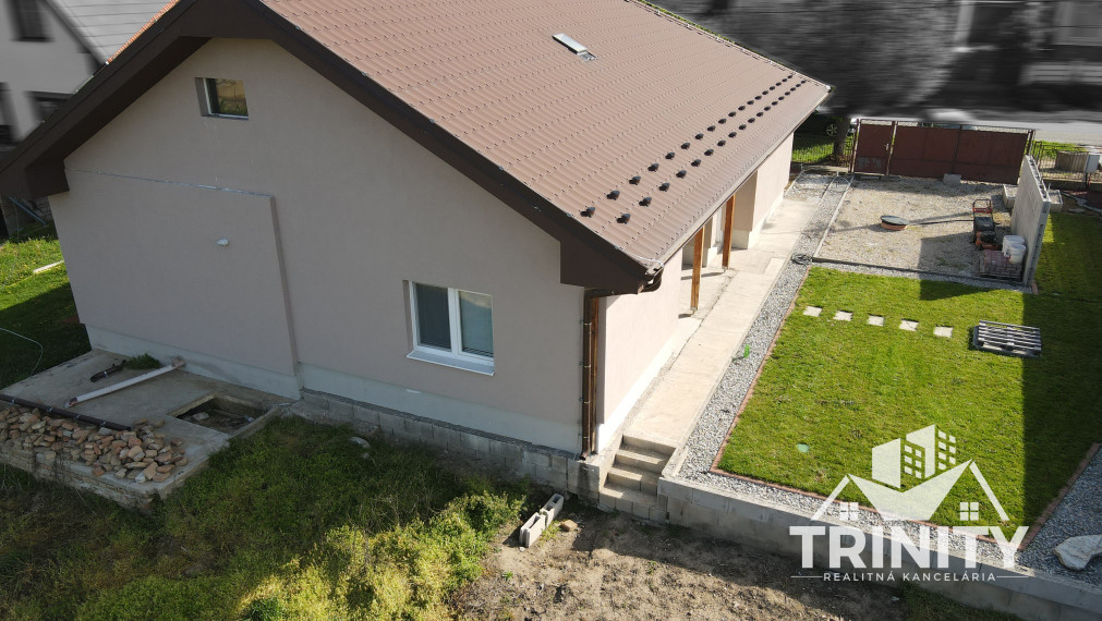 Na predaj komplet prerobený 3-izbový rodinný dom v obci Kolta