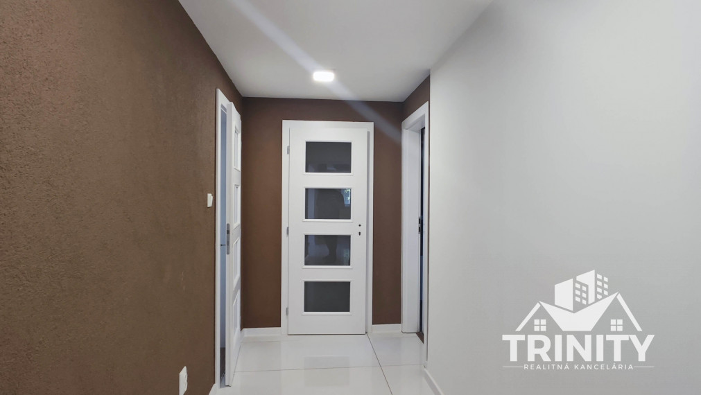 Na predaj komplet prerobený 3-izbový rodinný dom v obci Kolta