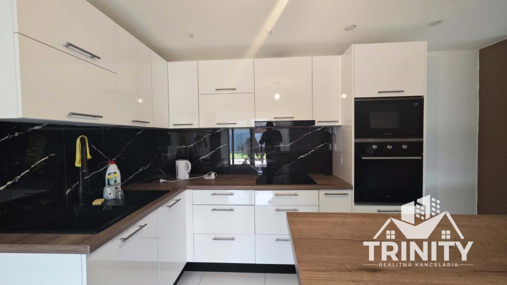 Na predaj komplet prerobený 3-izbový rodinný dom v obci Kolta