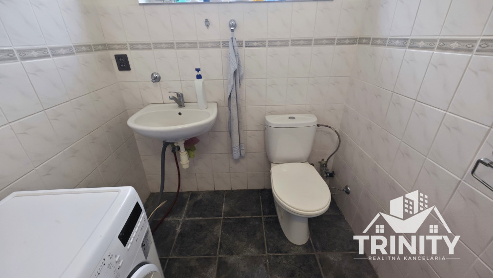 Na prenájom skladové priestory v meste Šurany