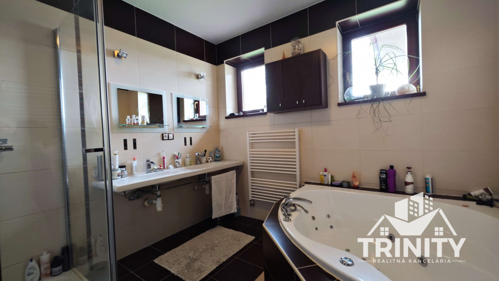 Na predaj 5-izbový rodinný dom v obci Andovce