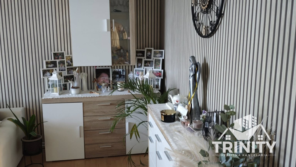 Na predaj 4-izbový byt s balkónom v Nových Zámkoch