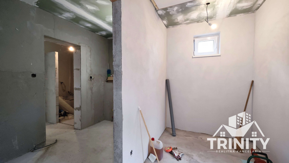 Na predaj 3-izbový rodinný dom v meste Šurany - Kostolný Sek