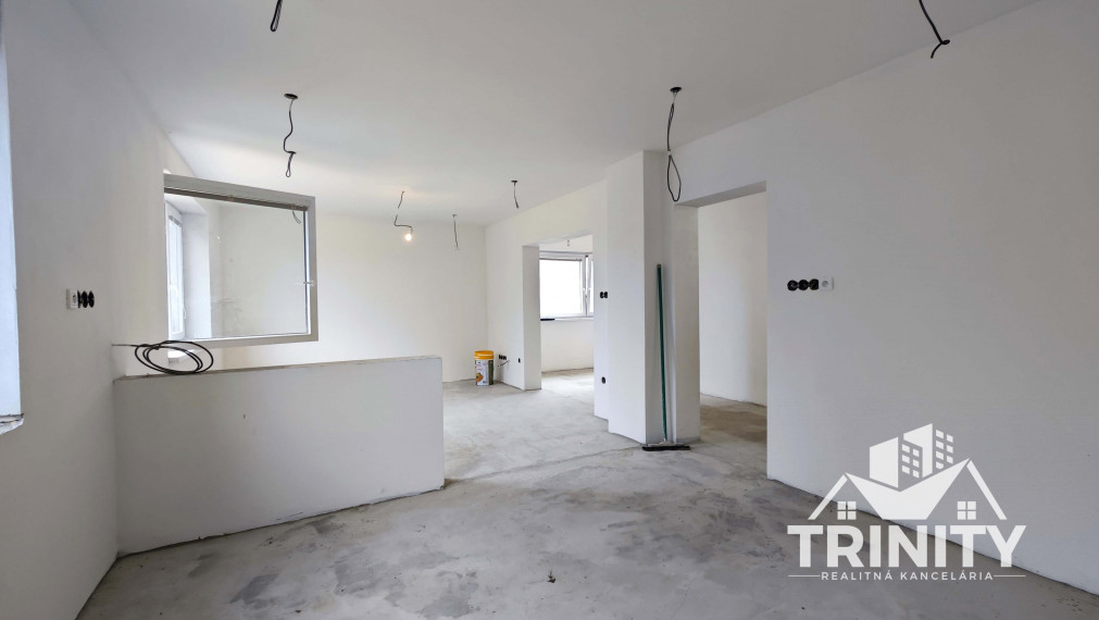 Na predaj 3-izbový rodinný dom v meste Šurany - Kostolný Sek