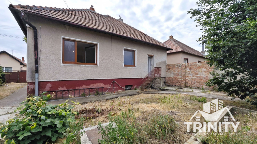 Na predaj 3-izbový rodinný dom v meste Šurany - Kostolný Sek