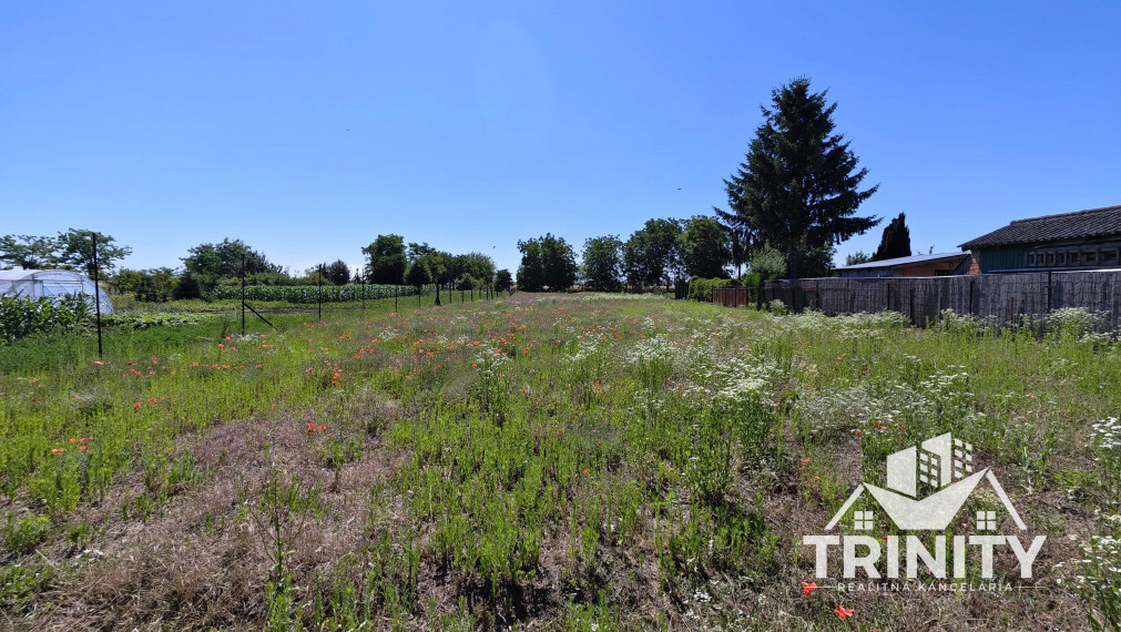 Na predaj 4-izbový rodinný dom s veľkým pozemkom v ovci Tvrdošovce