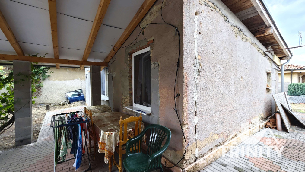 Na predaj 4-izbový a 2-izbový rodinný dom v meste Nové Zámky