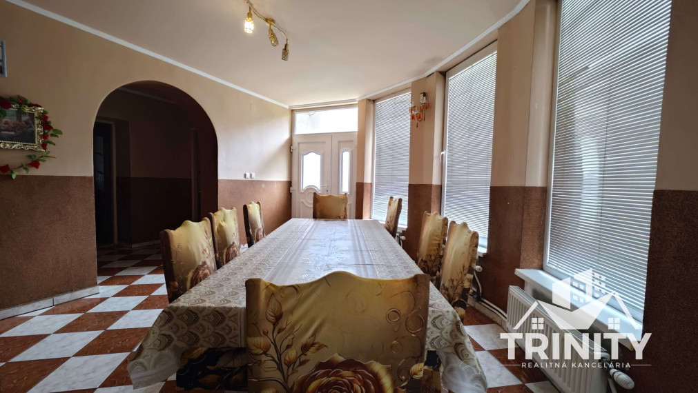 Na predaj 4-izbový a 2-izbový rodinný dom v meste Nové Zámky