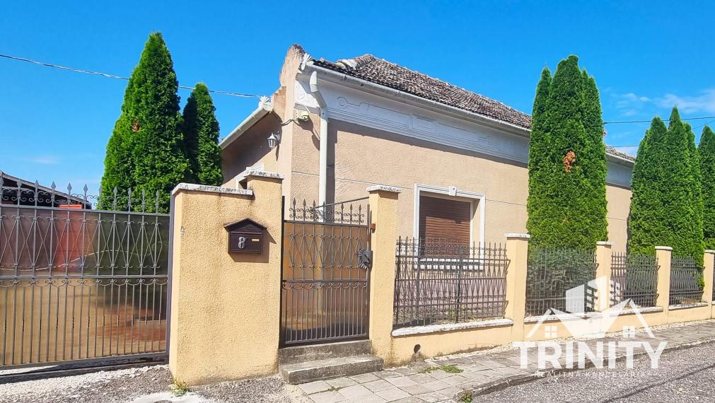 Predaj slnečného a priestranného 4-izbového rodinného domu v meste Kolárovo