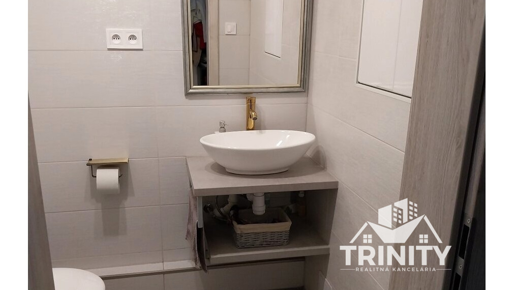 Na predaj moderný 3-izbový rodinný dom v meste Nové Zámky