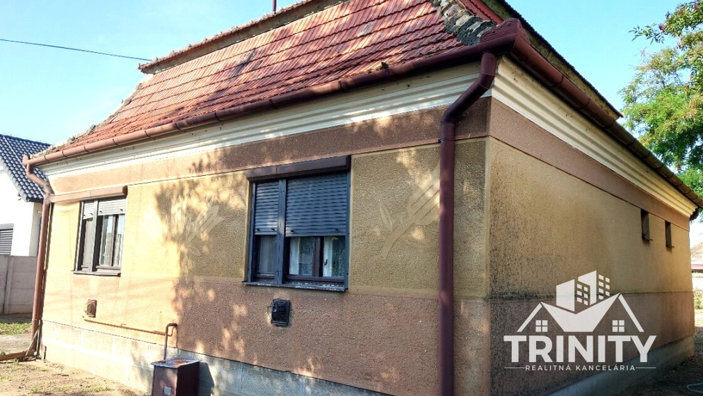 Na predaj 3 -izbový rodinný dom v obci Imeľ