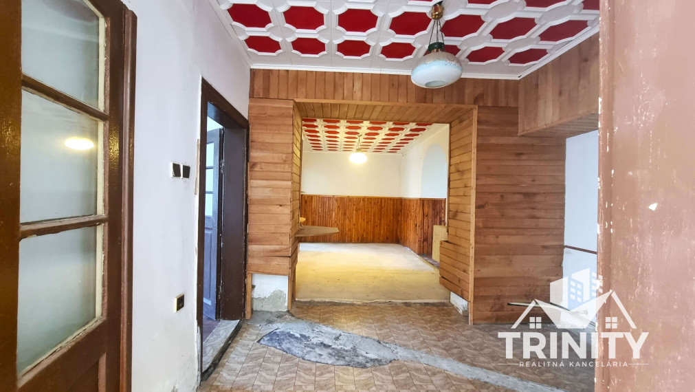 Na predaj 4-izbový rodinný dom s garážou v obci Gbelce