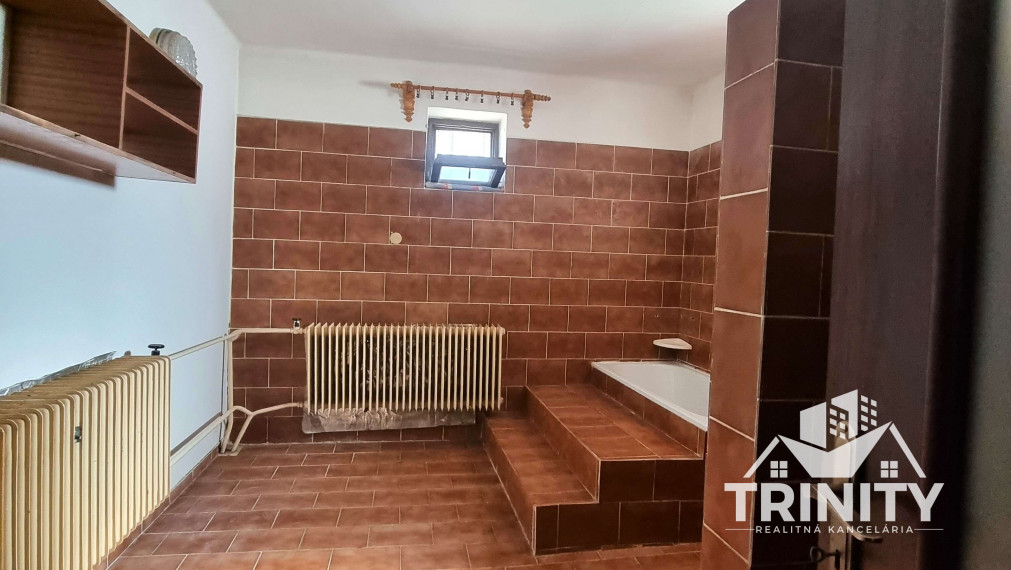 Na predaj 4-izbový rodinný dom s garážou v obci Gbelce