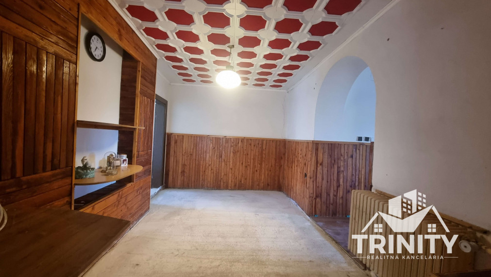 Na predaj 4-izbový rodinný dom s garážou v obci Gbelce