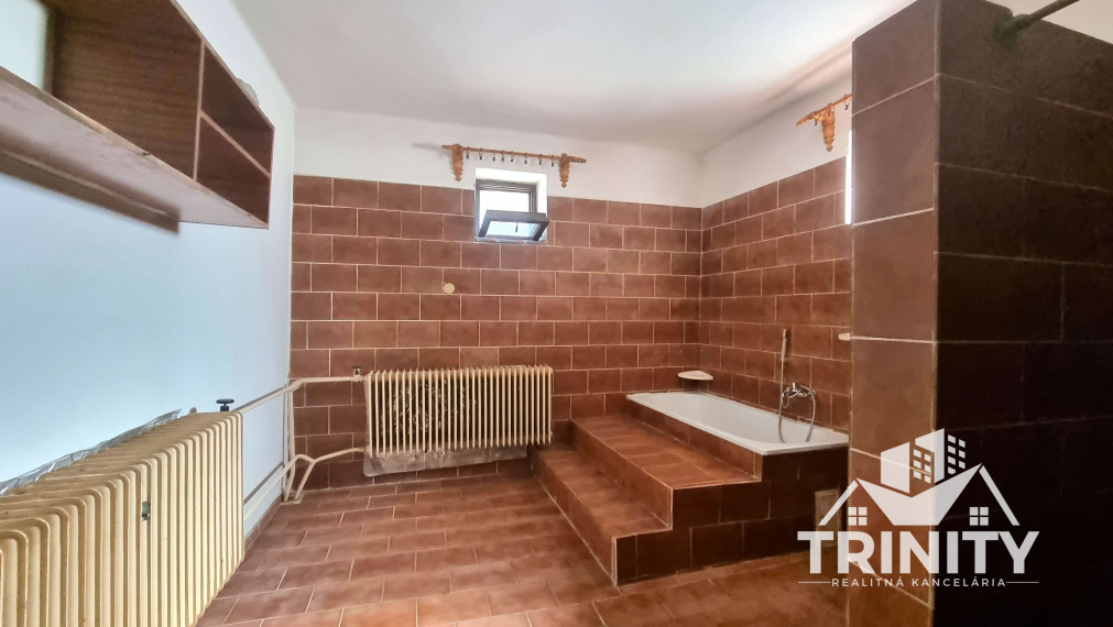 Na predaj 4-izbový rodinný dom s garážou v obci Gbelce