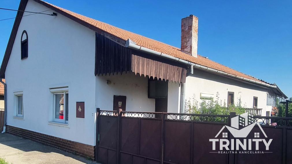 Na predaj 4-izbový rodinný dom s garážou v obci Gbelce