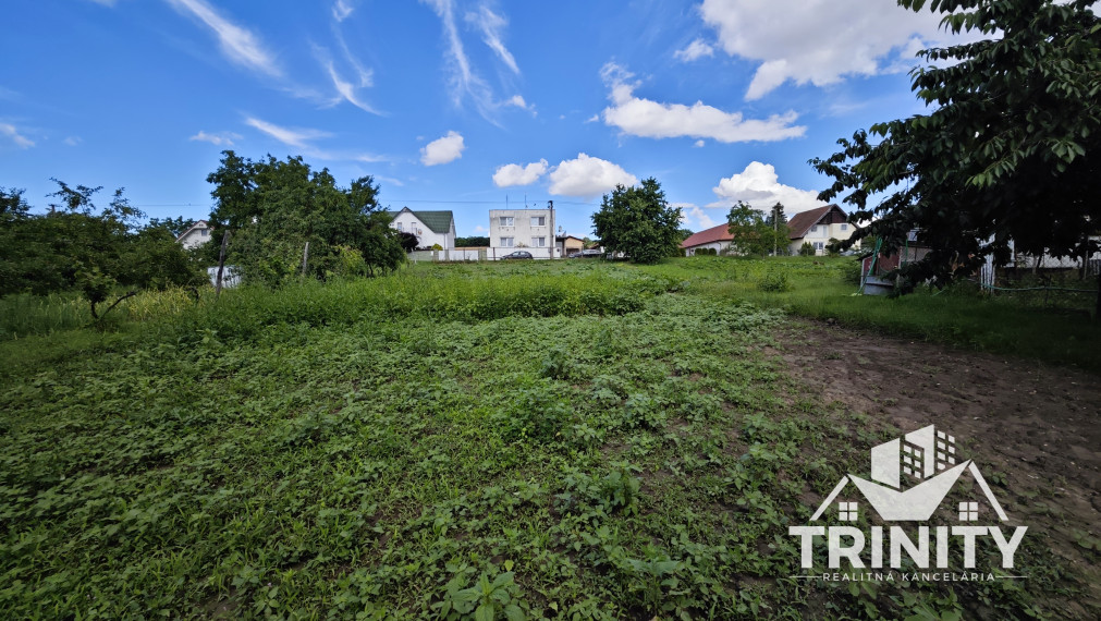 Na predaj stavebný pozemok v obci Dedinka