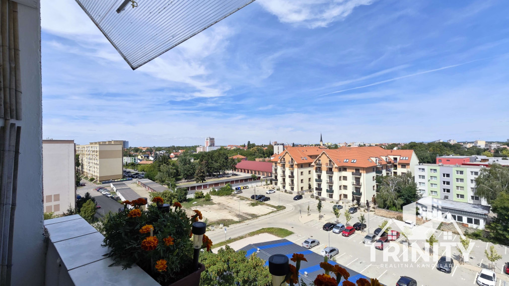 EXKLUZÍVNE - Na predaj 3-izbový byt s loggiou v Nových Zámkoch