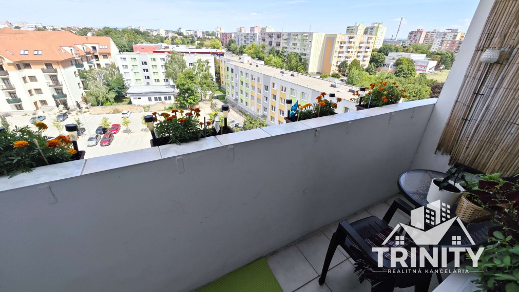 EXKLUZÍVNE - Na predaj 3-izbový byt s loggiou v Nových Zámkoch