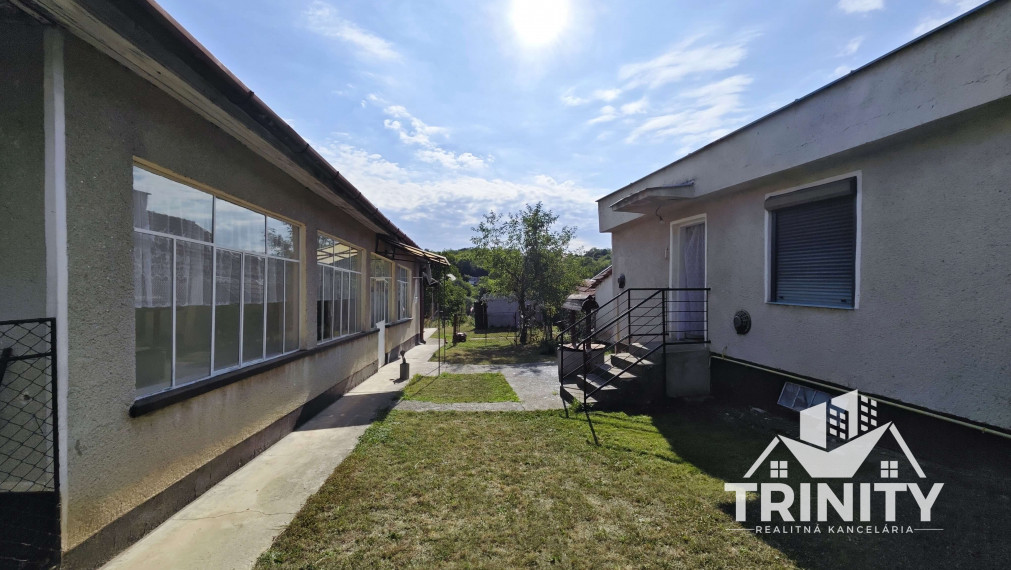 Na predaj vidiecky rodinný dom v obci Trávnica