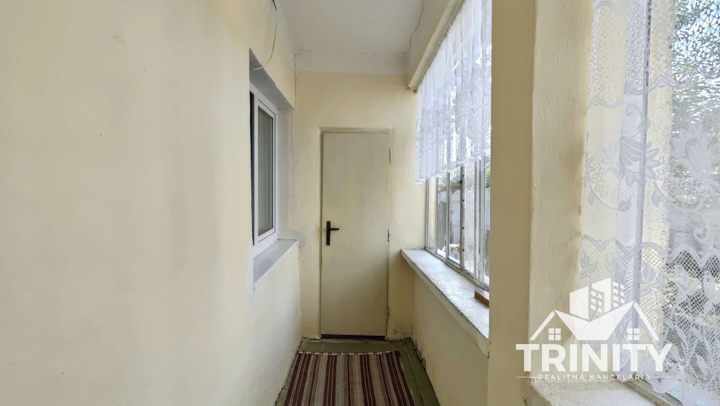 Na predaj vidiecky rodinný dom v obci Trávnica