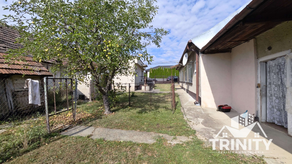 Na predaj vidiecky rodinný dom v obci Trávnica