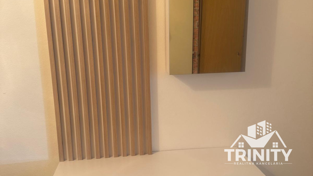 Na prenájom 1-izbový byt na sídlisku JUH v Nových Zámkoch