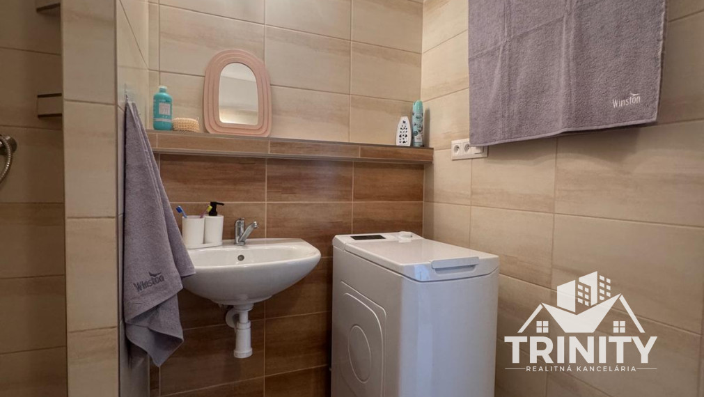 Na prenájom 1-izbový byt na sídlisku MDŽ v meste Šurany