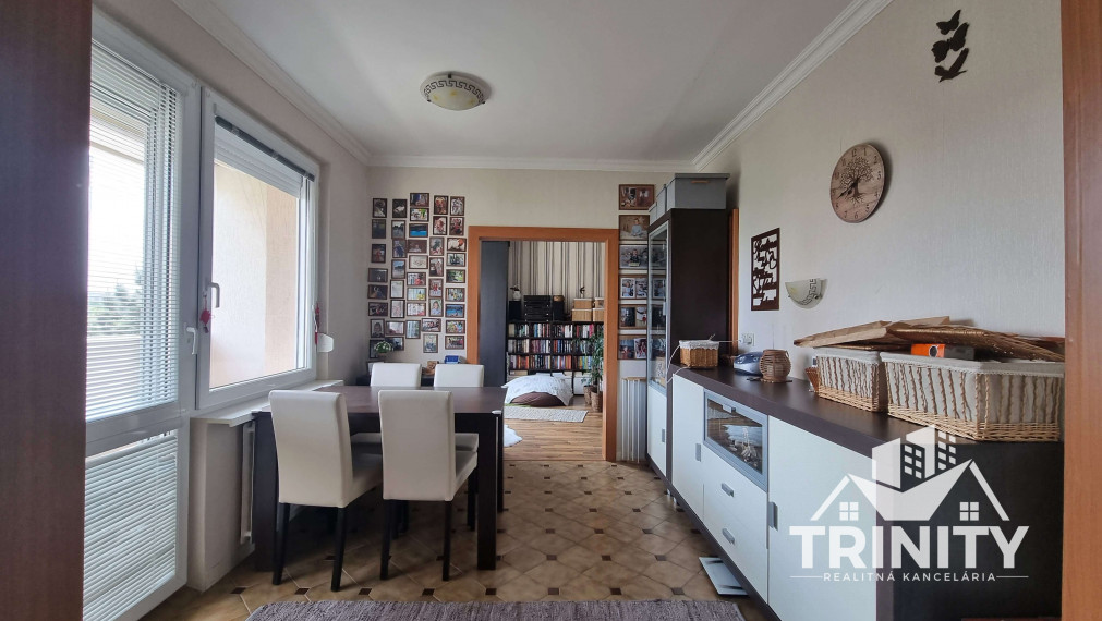 Na prenájom kompletne zariadený 3-izbový byt s balkónom v meste Nové Zámky